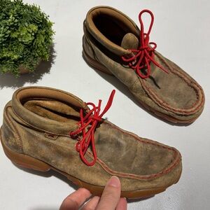 Twisted‎ X Brown Tan Leather Red Lace Up Moccasin Shoes Women’s Size 6.5 Western